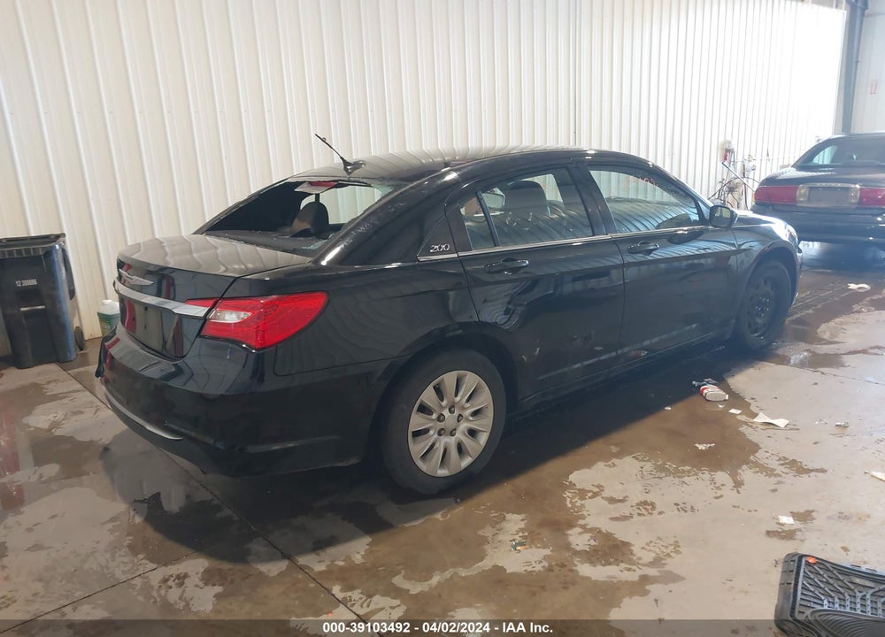2011 CHRYSLER 200 LX VIN: 1C3BC4FB4BN617685
