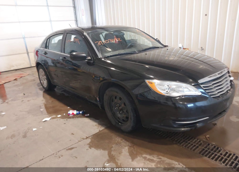 2011 CHRYSLER 200 LX VIN: 1C3BC4FB4BN617685