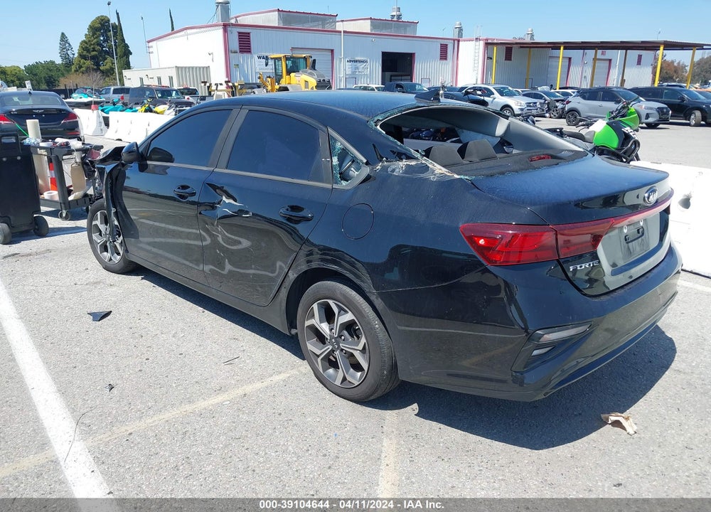 2019 KIA FORTE LXS VIN: 3KPF24AD3KE115666
