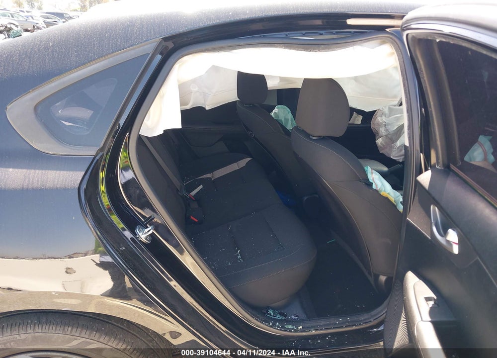 2019 KIA FORTE LXS VIN: 3KPF24AD3KE115666