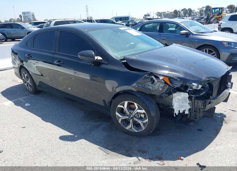 2019 KIA FORTE LXS VIN: 3KPF24AD3KE115666