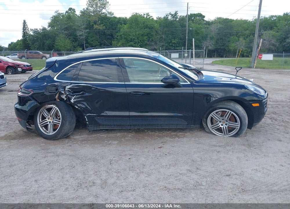 2016 PORSCHE MACAN S VIN: WP1AB2A55GLB55803