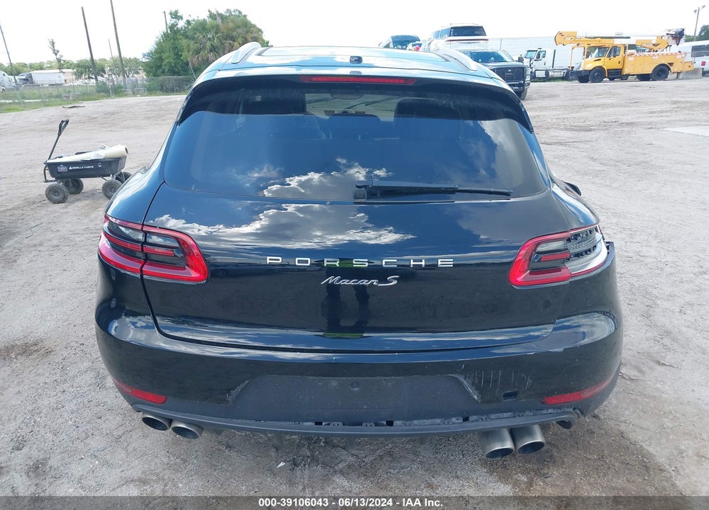 2016 PORSCHE MACAN S VIN: WP1AB2A55GLB55803