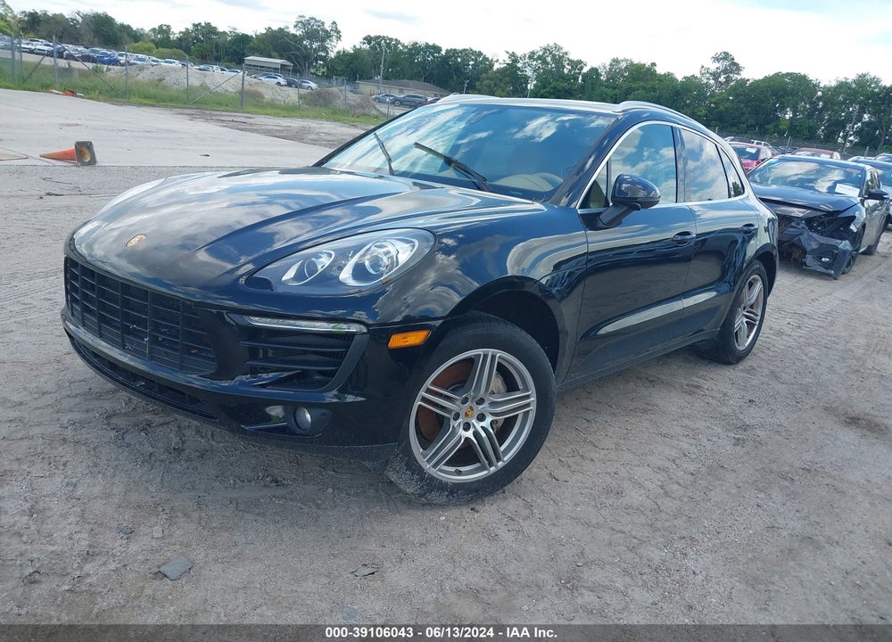 2016 PORSCHE MACAN S VIN: WP1AB2A55GLB55803