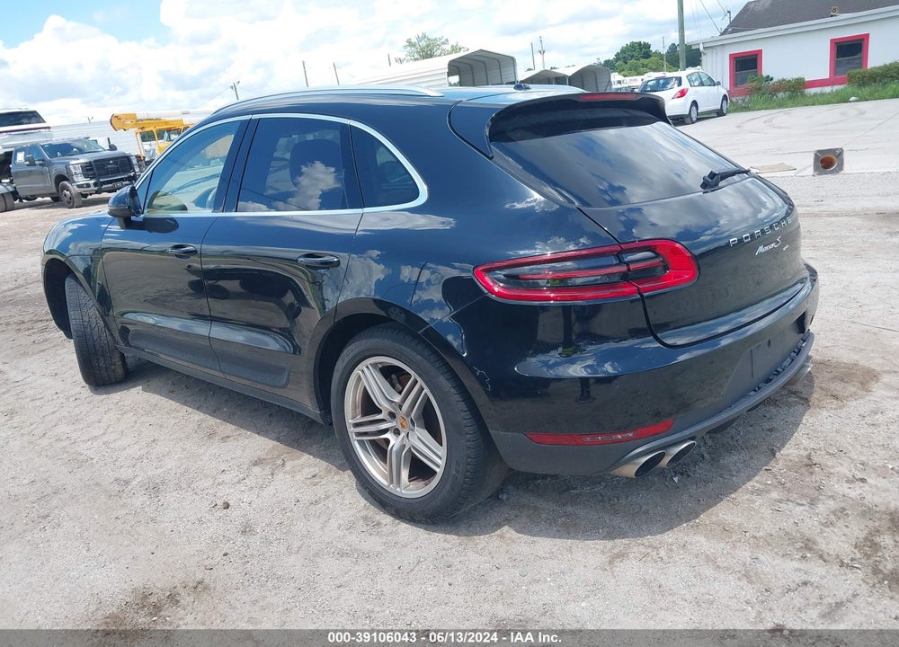 2016 PORSCHE MACAN S VIN: WP1AB2A55GLB55803
