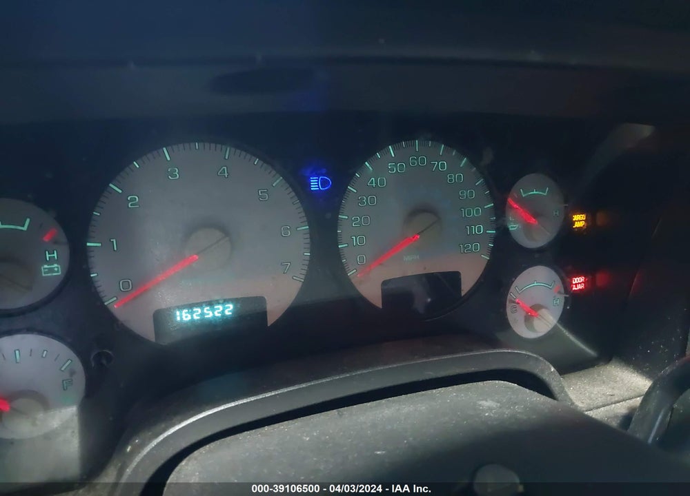 2005 DODGE RAM 1500 VIN: 1D7HU18N15J508563