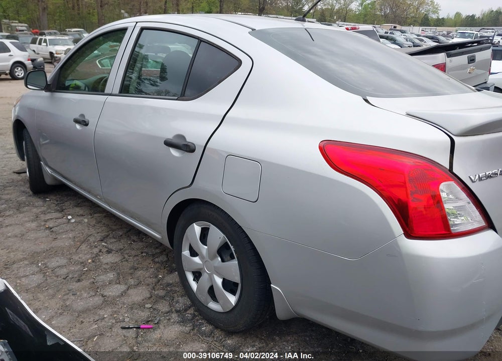 2015 NISSAN VERSA 1.6 S+ VIN: 3N1CN7AP8FL903918