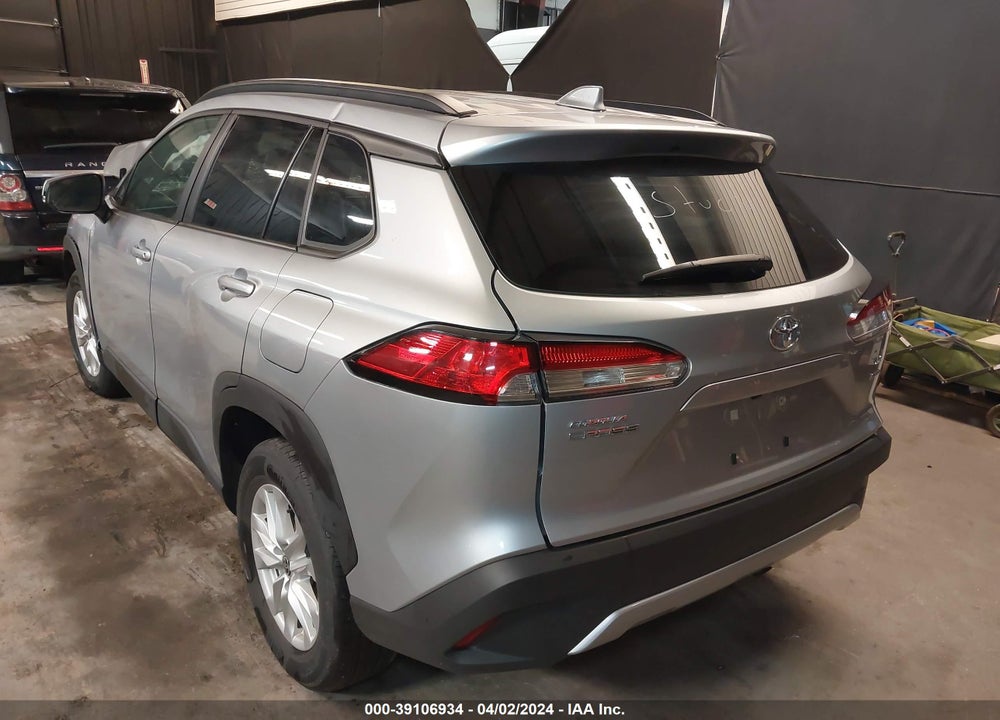 2022 TOYOTA COROLLA CROSS LE VIN: 7MUBAABG3NV043585