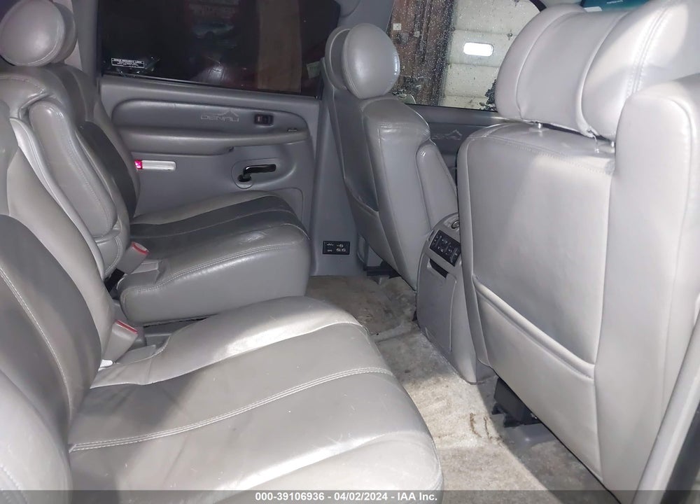 2001 GMC YUKON XL 1500 DENALI VIN: 1GKFK66U71J307473