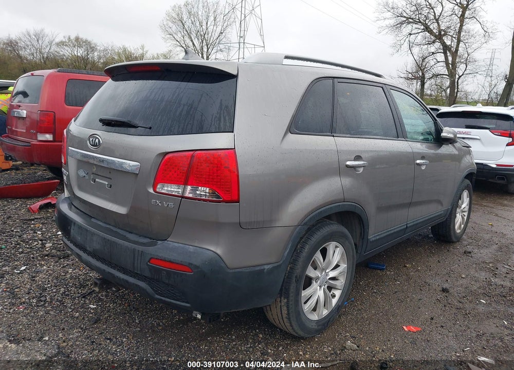 2011 KIA SORENTO EX V6 VIN: 5XYKU4A24BG070893