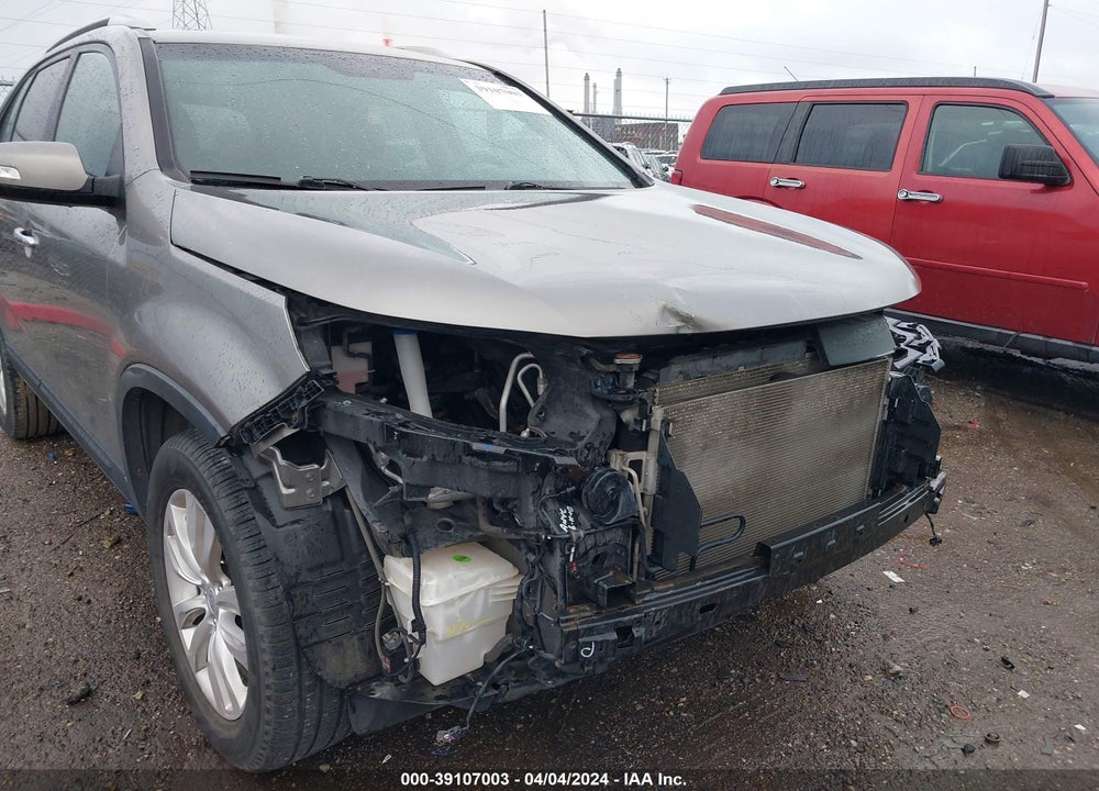 2011 KIA SORENTO EX V6 VIN: 5XYKU4A24BG070893
