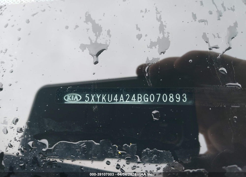 2011 KIA SORENTO EX V6 VIN: 5XYKU4A24BG070893