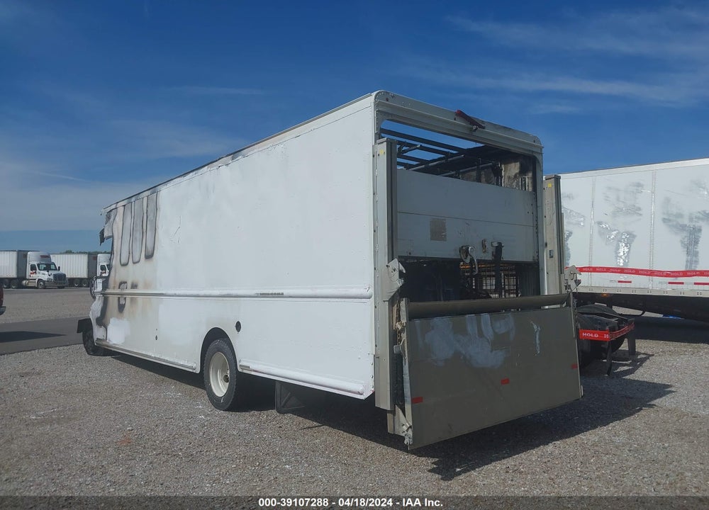 2014 FREIGHTLINER CHASSIS M LINE WALK-IN VAN VIN: 4UZAC3DV1ECFW4523