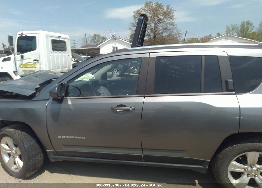 2014 JEEP COMPASS LATITUDE VIN: 1C4NJDEB1ED632686