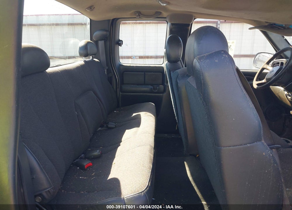 2001 CHEVROLET SILVERADO 1500 VIN: 2GCEC19W511219357