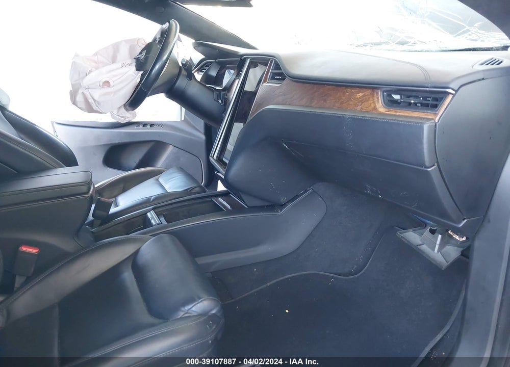 2020 TESLA MODEL X LONG RANGE DUAL MOTOR ALL-WHEEL DRIVE/LONG RANGE PLUS DUAL MOTOR ALL-WHEEL DRIVE VIN: 5YJXCBE2XLF300615