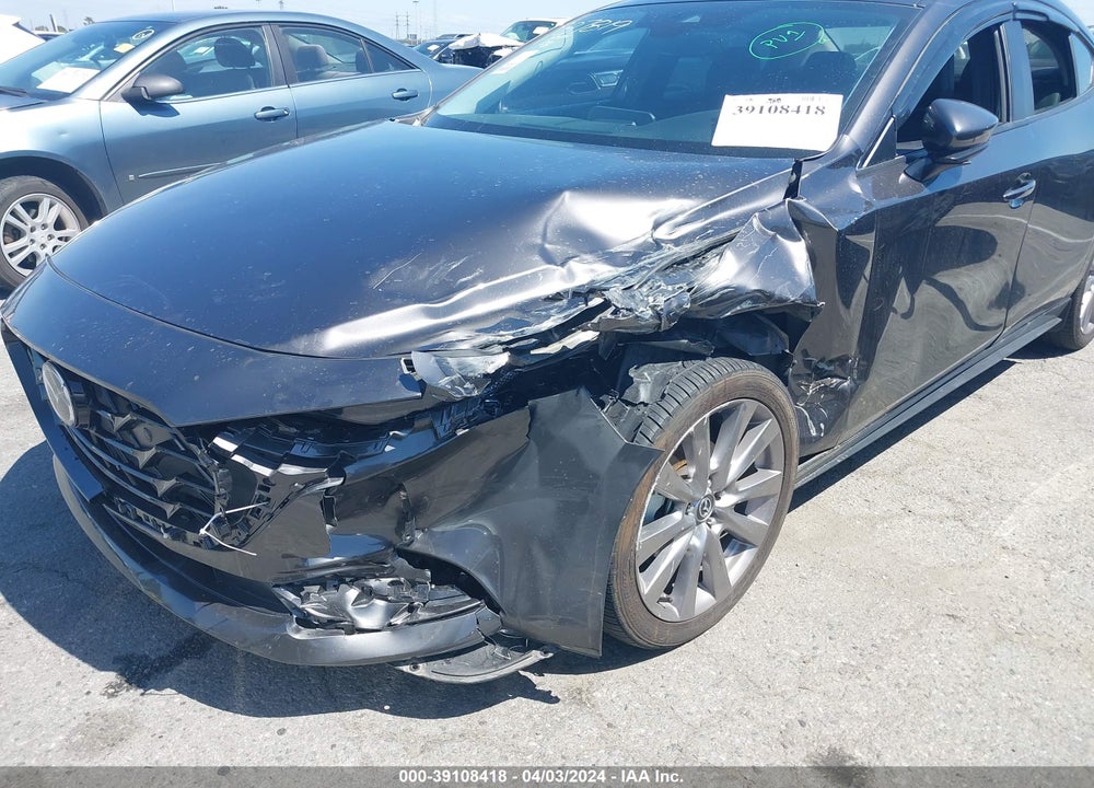 2019 MAZDA 3 PREFERRED PACKAGE VIN: 3MZBPADL7KM106537