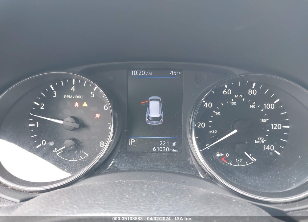 2018 NISSAN ROGUE SV VIN: KNMAT2MV4JP605158