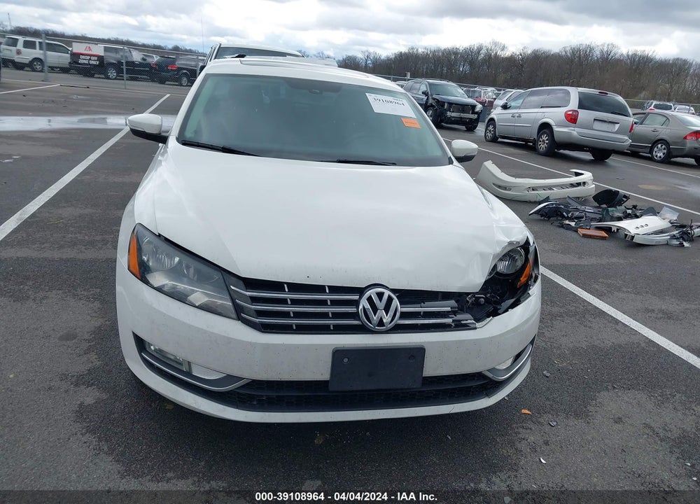 2013 VOLKSWAGEN PASSAT 2.0L TDI SE VIN: 1VWBN7A33DC056754