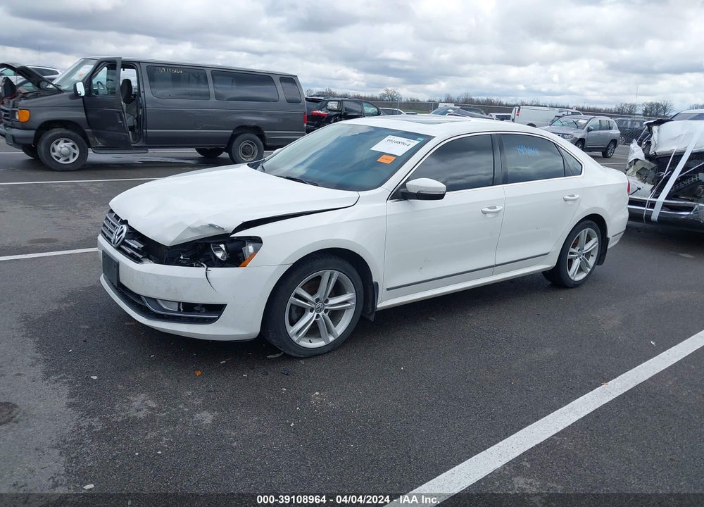 2013 VOLKSWAGEN PASSAT 2.0L TDI SE VIN: 1VWBN7A33DC056754