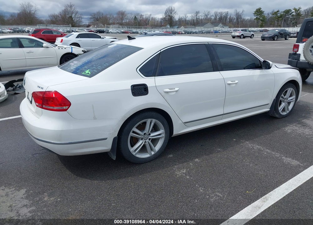 2013 VOLKSWAGEN PASSAT 2.0L TDI SE VIN: 1VWBN7A33DC056754