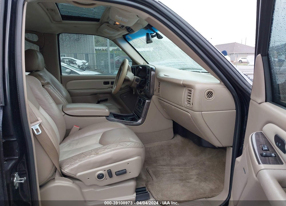 2004 GMC YUKON DENALI VIN: 1GKEK63U64J285034