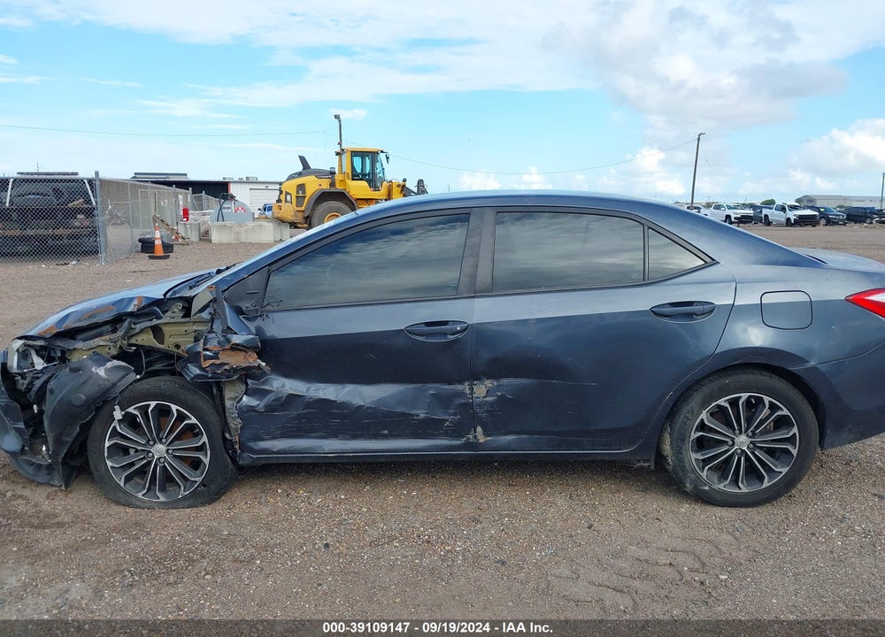 2015 TOYOTA COROLLA LE VIN: 5YFBURHE1FP245972