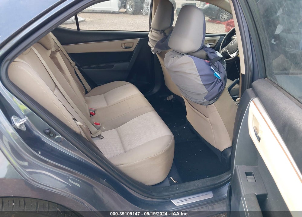 2015 TOYOTA COROLLA LE VIN: 5YFBURHE1FP245972