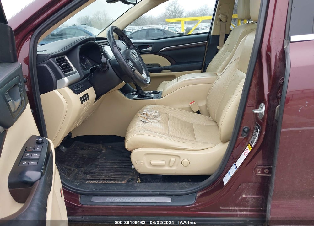 2015 TOYOTA HIGHLANDER LIMITED PLATINUM V6 VIN: 5TDDKRFHXFS172135