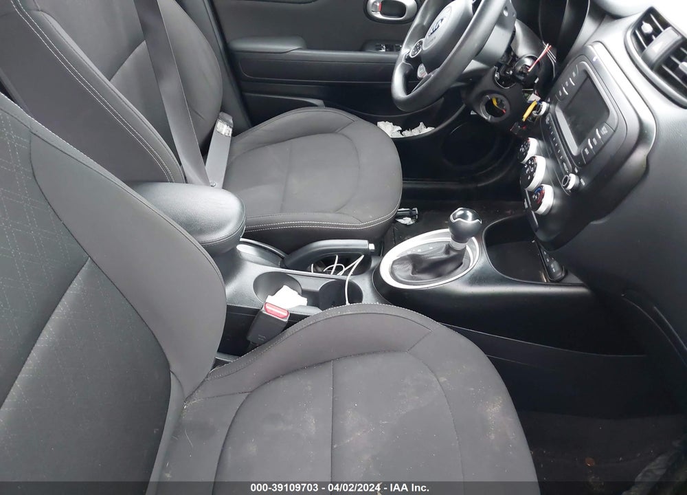 2018 KIA SOUL VIN: KNDJN2A28J7572864