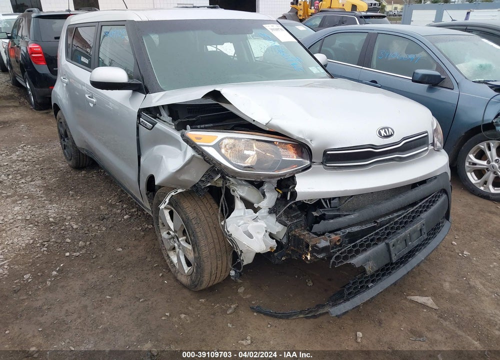 2018 KIA SOUL VIN: KNDJN2A28J7572864