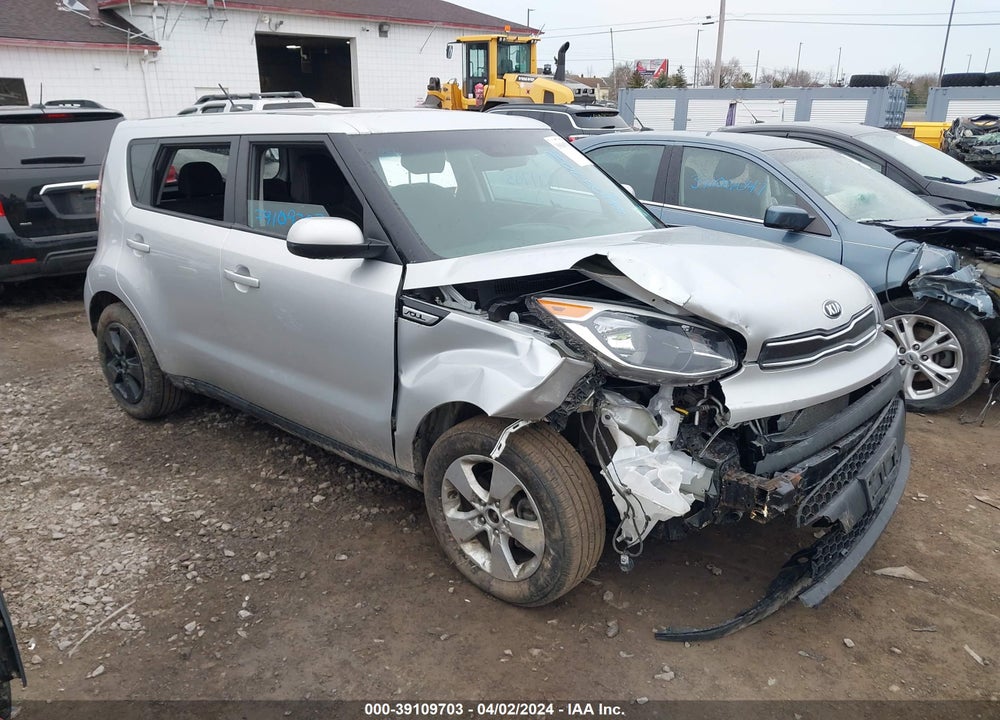 2018 KIA SOUL VIN: KNDJN2A28J7572864