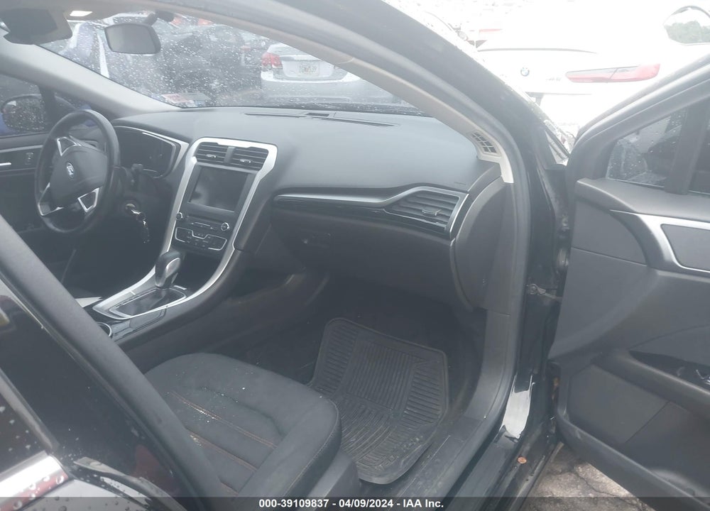 2016 FORD FUSION SE VIN: 3FA6P0HD8GR327095