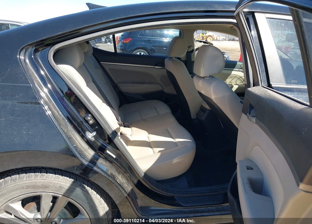 2017 HYUNDAI ELANTRA SE VIN: KMHD84LF7HU173337
