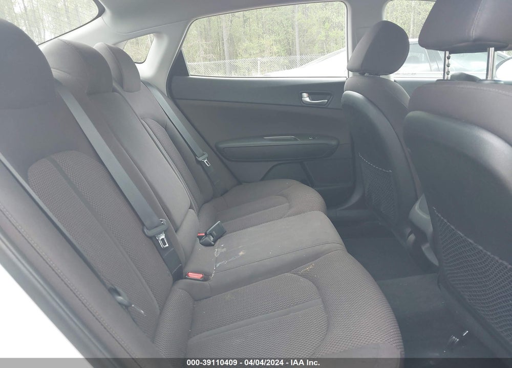 2019 KIA OPTIMA LX VIN: 5XXGT4L34KG287363