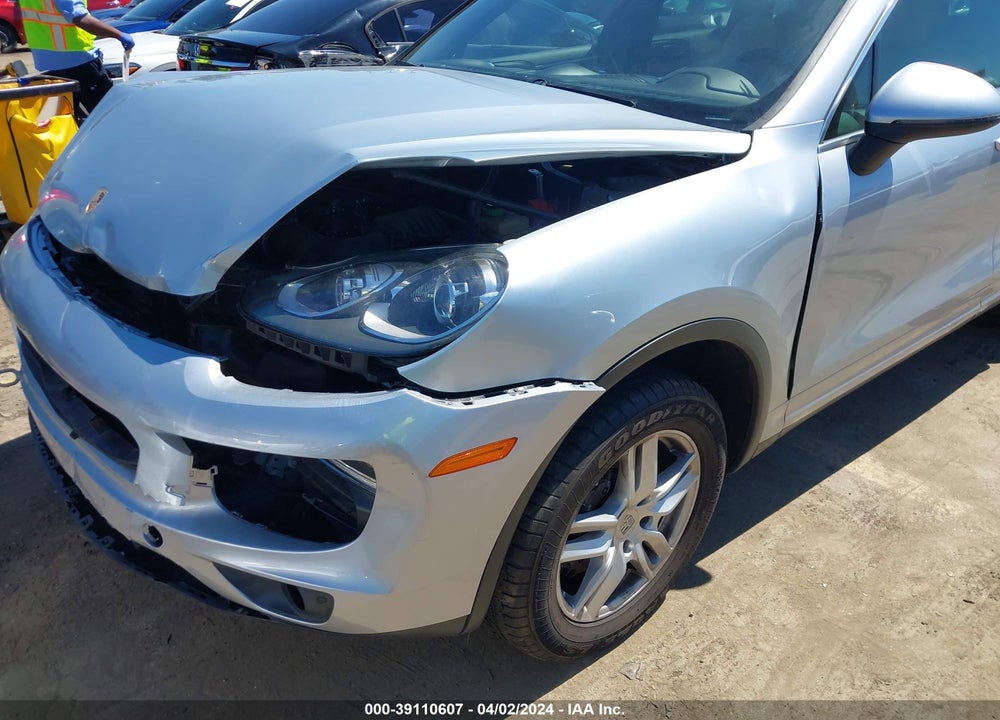 2016 PORSCHE CAYENNE VIN: WP1AA2A26GKA13183