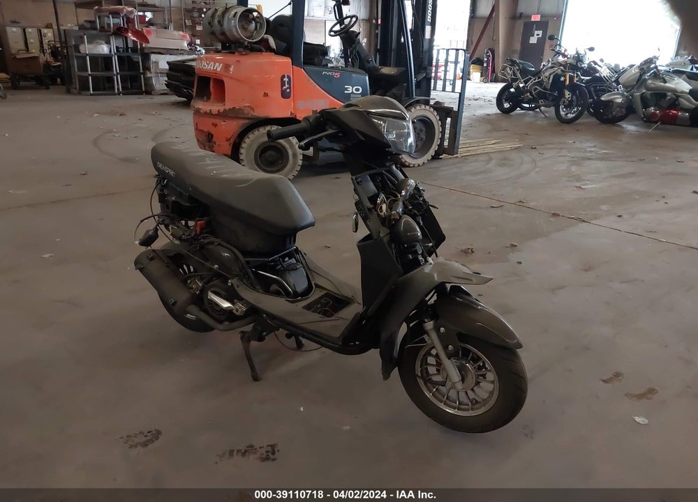 2023 JIAJ SCOOTER VIN: LLPTGKBN6P1030273