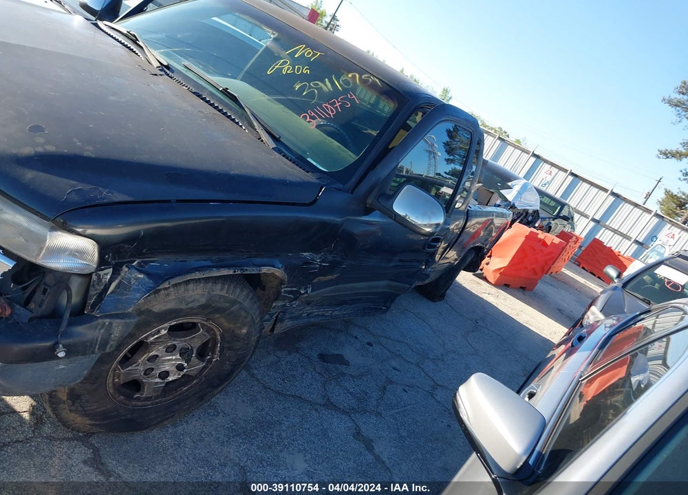 2002 CHEVROLET SILVERADO 1500 LS VIN: 2GCEC19T621274407