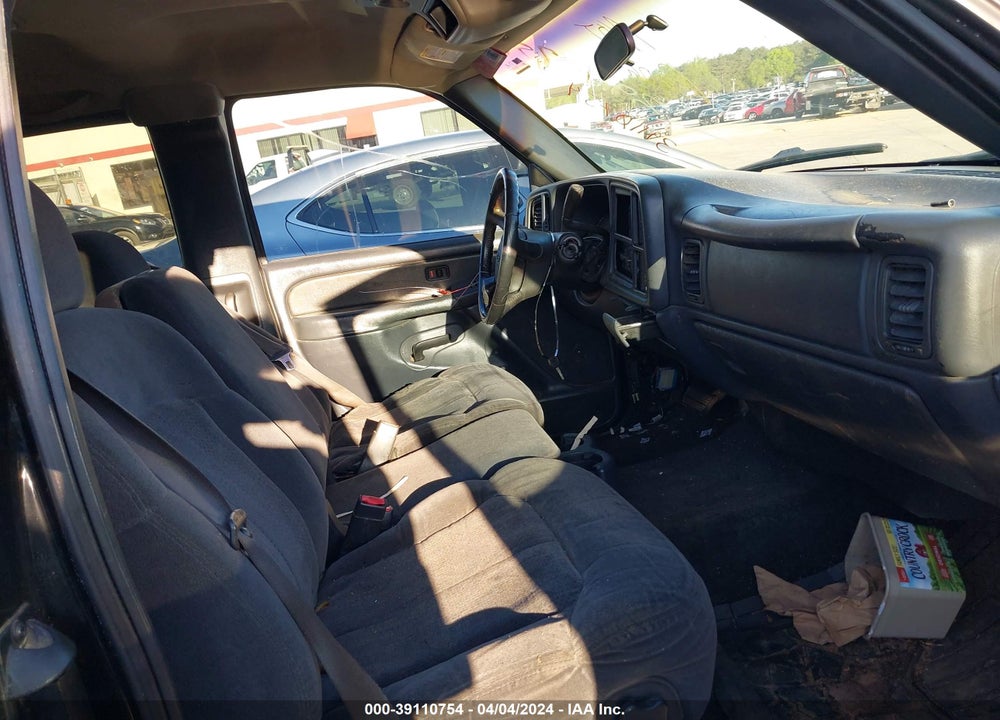 2002 CHEVROLET SILVERADO 1500 LS VIN: 2GCEC19T621274407
