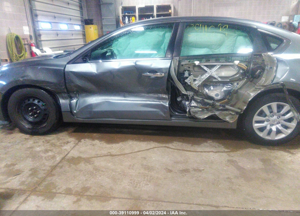 2017 NISSAN ALTIMA VIN: 1N4AL3AP6HN330206