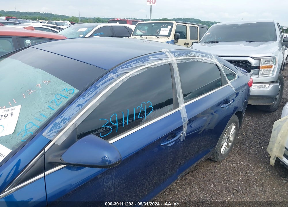 2016 HYUNDAI SONATA SE VIN: 5NPE24AF3GH266359