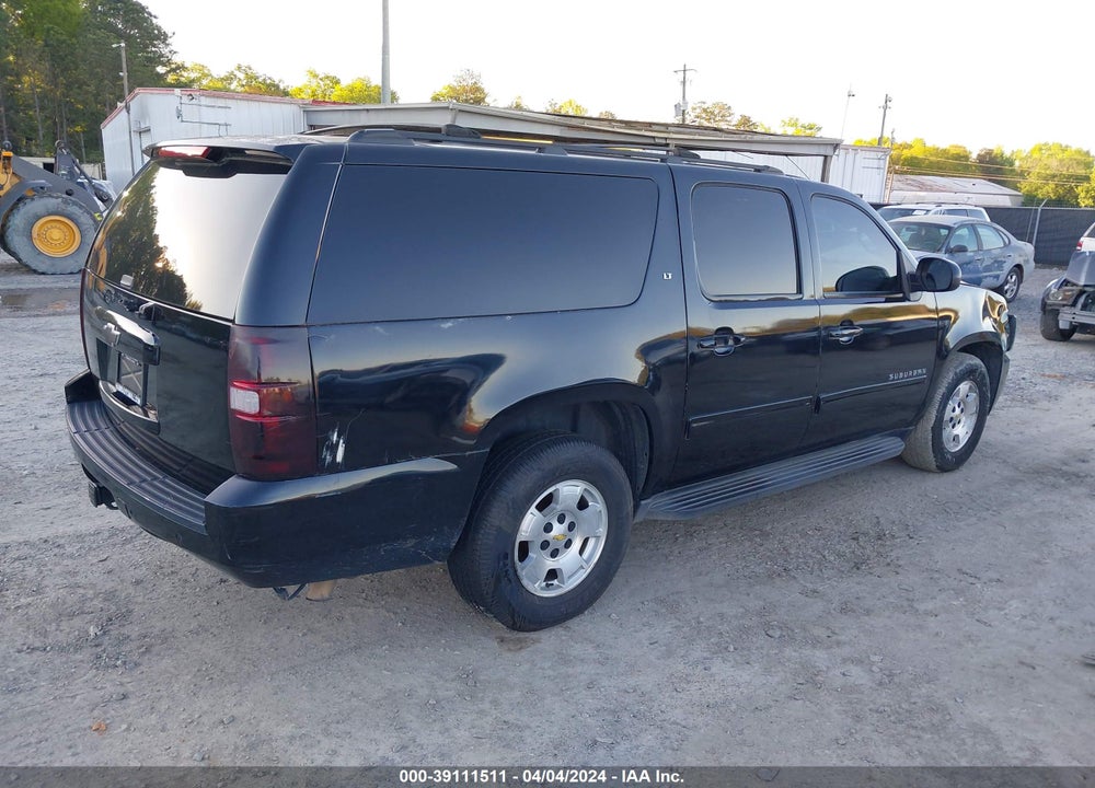 2014 CHEVROLET SUBURBAN 1500 LT VIN: 1GNSCJE00ER214382