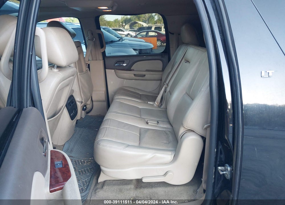 2014 CHEVROLET SUBURBAN 1500 LT VIN: 1GNSCJE00ER214382