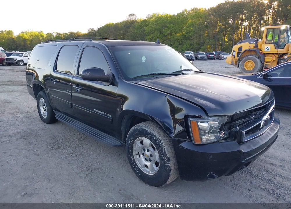 2014 CHEVROLET SUBURBAN 1500 LT VIN: 1GNSCJE00ER214382