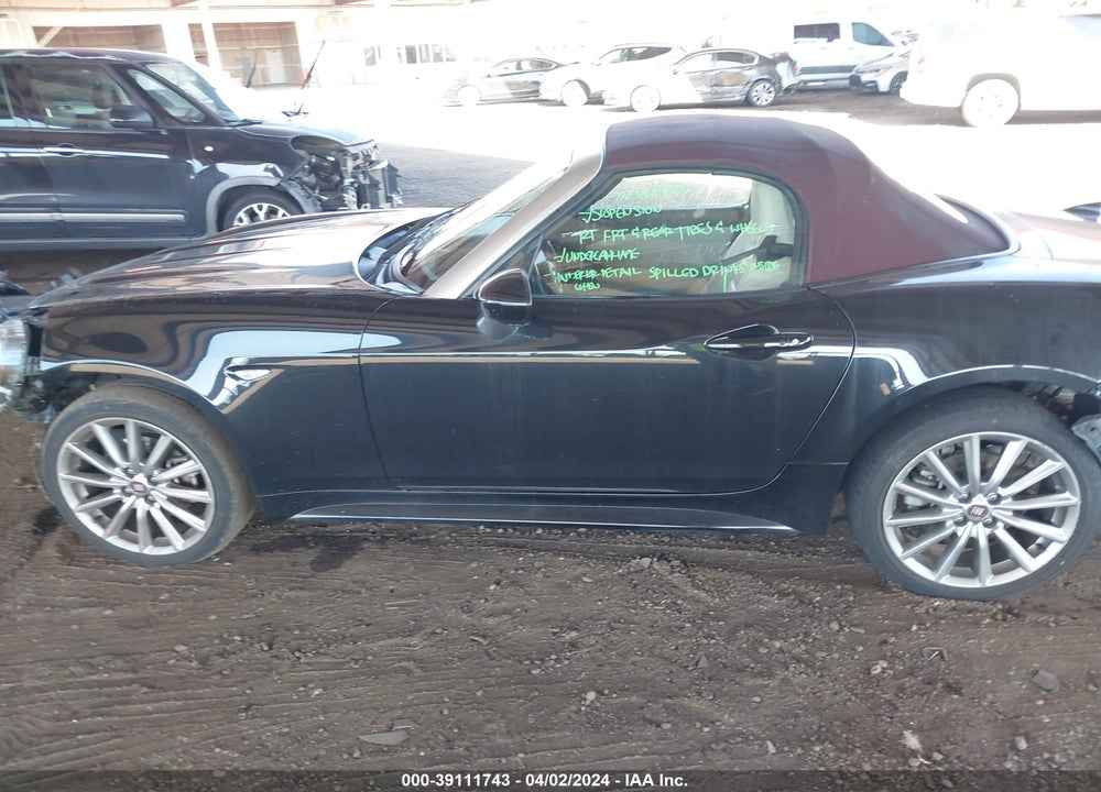 2018 FIAT 124 SPIDER LUSSO RED TOP EDITION VIN: JC1NFAEK5J0138457