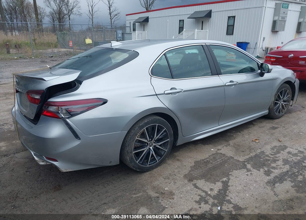 2021 TOYOTA CAMRY SE VIN: 4T1G11AK8MU455870
