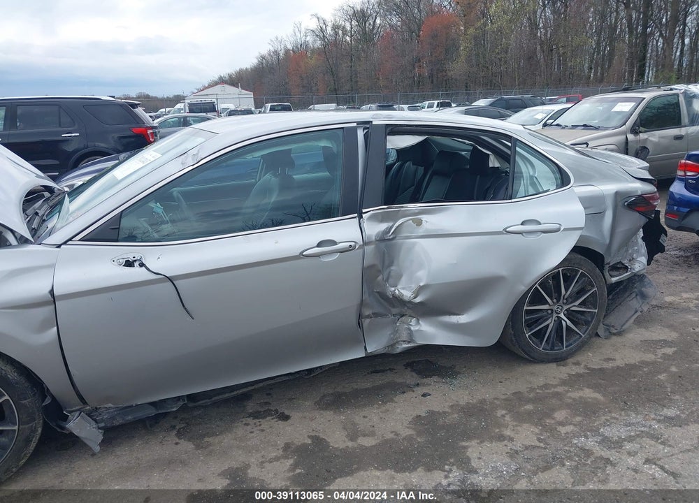 2021 TOYOTA CAMRY SE VIN: 4T1G11AK8MU455870