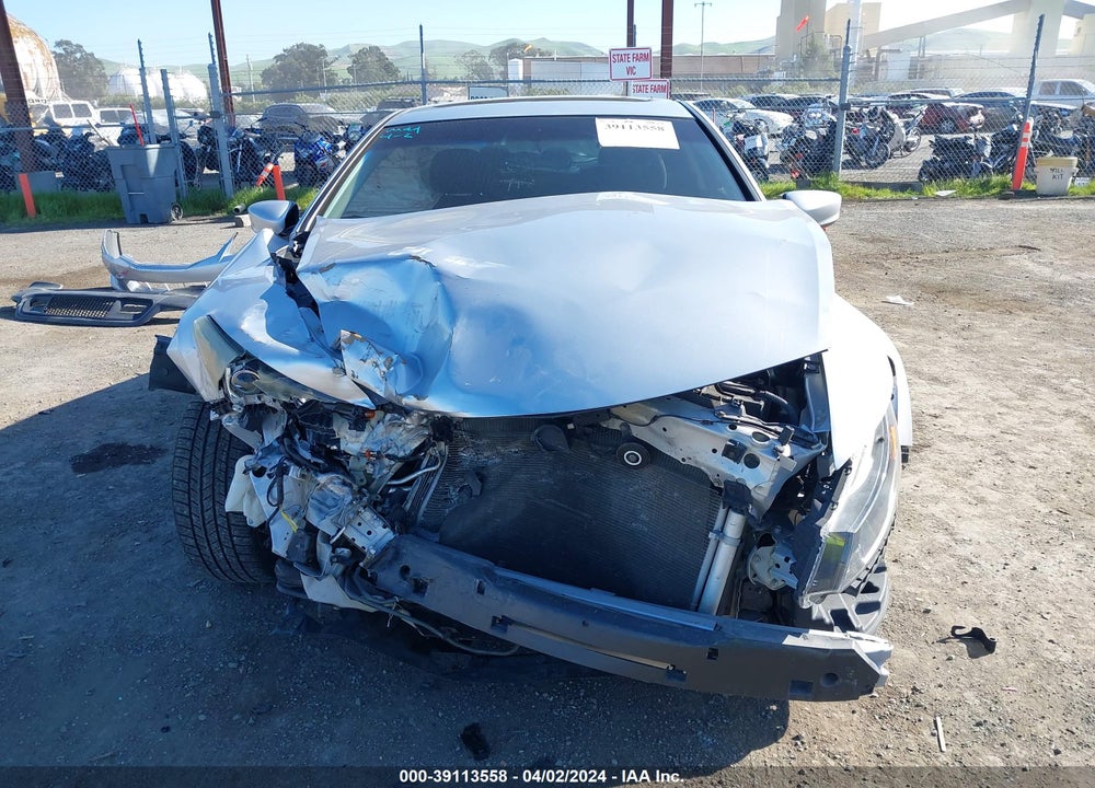 2009 HONDA ACCORD 2.4 EX VIN: 1HGCS12719A004817