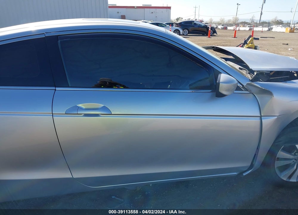 2009 HONDA ACCORD 2.4 EX VIN: 1HGCS12719A004817