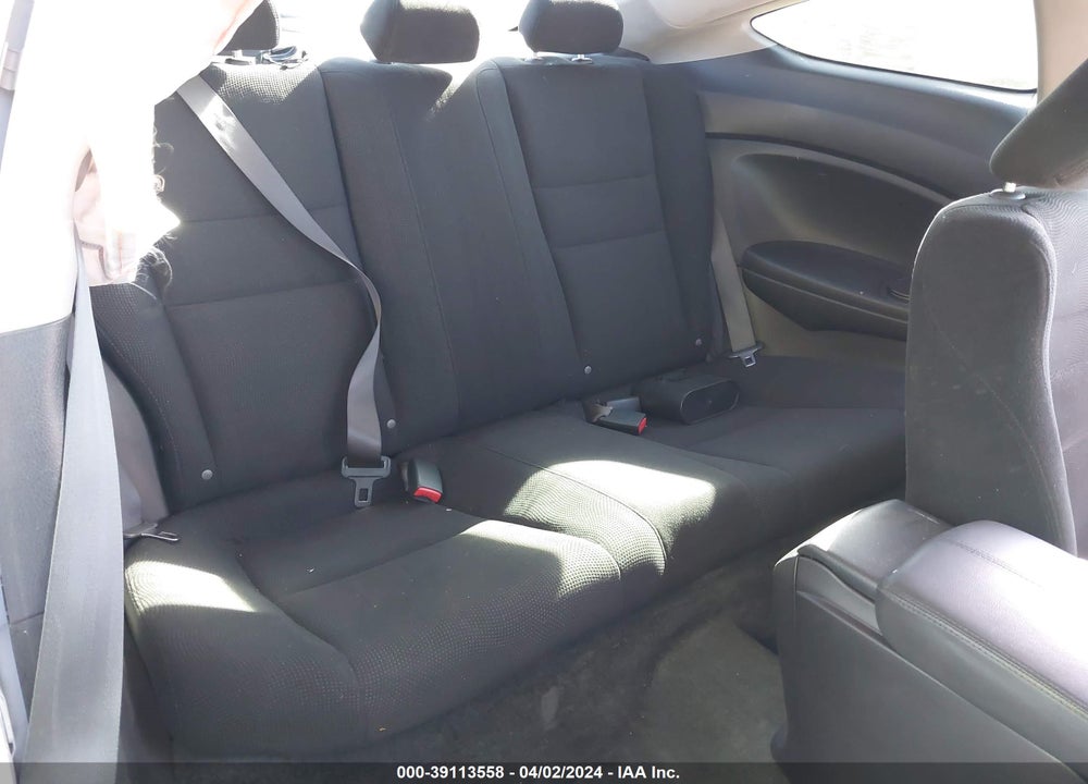 2009 HONDA ACCORD 2.4 EX VIN: 1HGCS12719A004817